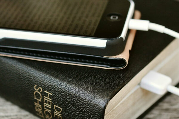 Descubra Tudo Sobre o Aplicativo Bíblia Online - Veja Agora