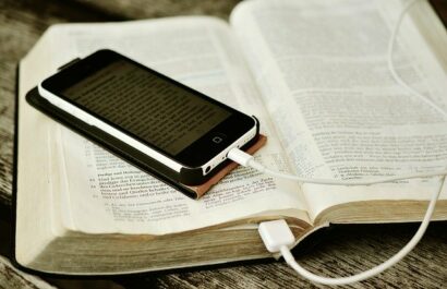 App Santa Biblia Cid Moreira -Como Descargar y Usar